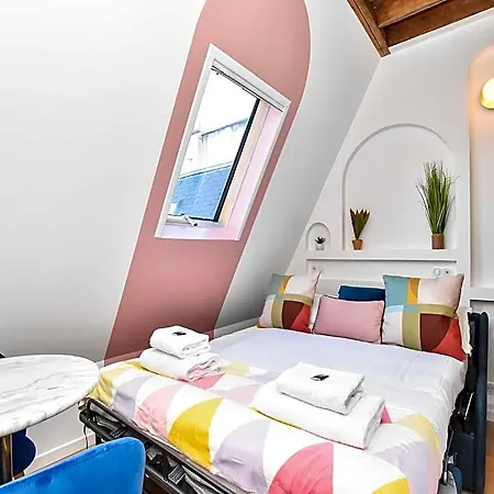 Charming For 2 People Hotel