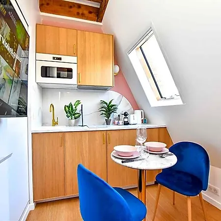 Hotel Charming For 2 People 3*